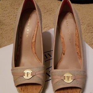 BEAUTIFUL IVANKA TRUMP WEDGES...